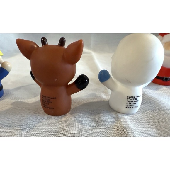 Rudolph The Red Nose Reindeer Vinyl Finger ‎ Puppet Set Of 5 - Picture 6 of 8